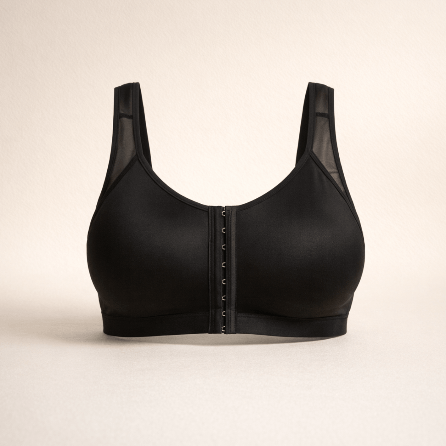 Brassière à fermeture avant noire, bretelles larges en tulle et agrafage devant